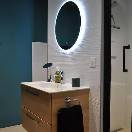 Casa de Férias 7engarrigue - Deux Pieces Avec Piscine Uzès