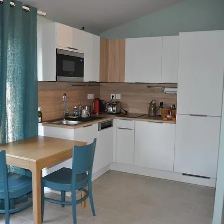 Casa de Férias 7engarrigue - Deux Pieces Avec Piscine Uzès